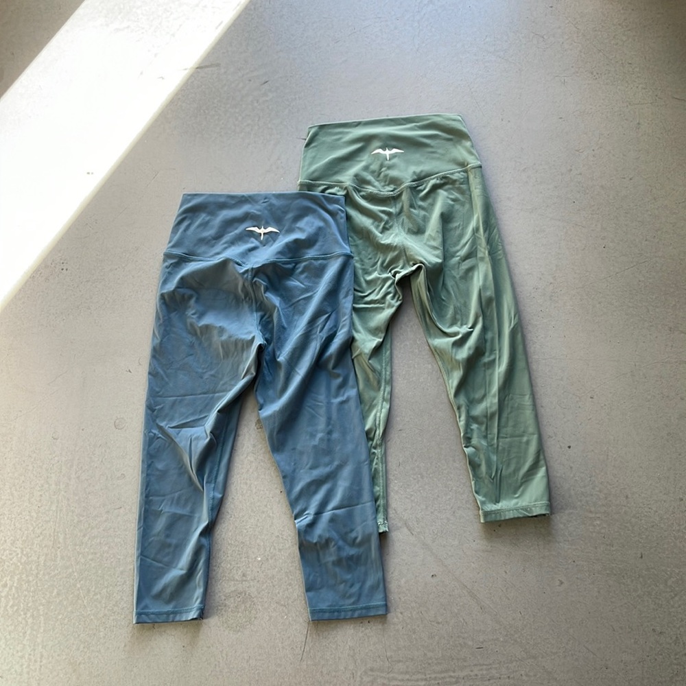 Iwa Company 3/4 Workout Leggings Set